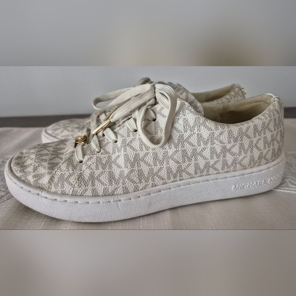 Michael Kors Women's Cream Sneakers